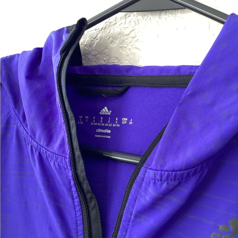 Adidas jacket - Picture 2 of 4